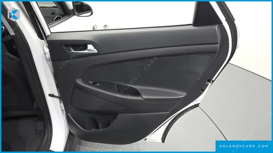 HYUNDAI TUCSON DIESEL 1.6 2WD