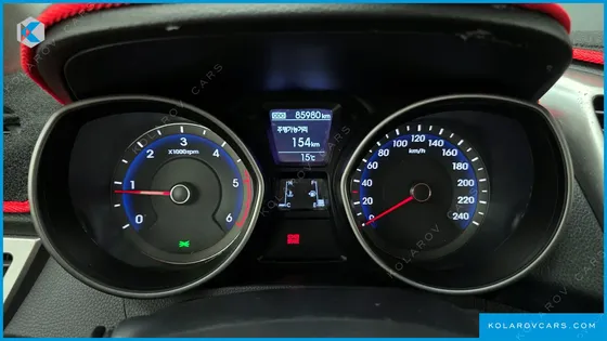 HYUNDAI I30 DIESEL 1.6 VGT UNIQUE