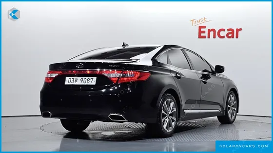 HYUNDAI GRANDEUR HG300 PREMIUM COLLECTION