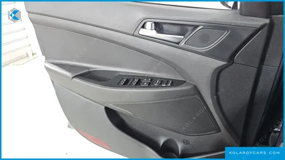 HYUNDAI TUCSON DIESEL 2.0 2WD