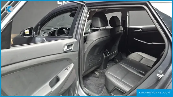 HYUNDAI TUCSON DIESEL 2.0 2WD