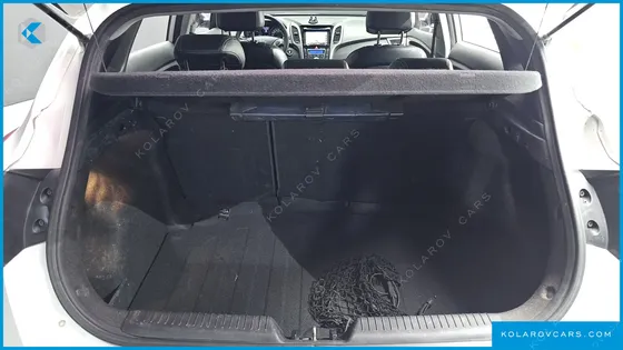 HYUNDAI I30 DIESEL 1.6 VGT UNIQUE