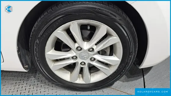 HYUNDAI I30 DIESEL 1.6 VGT UNIQUE