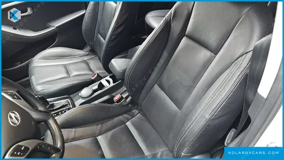 HYUNDAI I30 DIESEL 1.6 VGT UNIQUE
