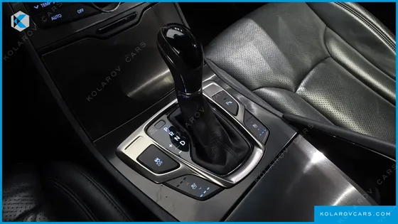 HYUNDAI GRANDEUR HG300 PREMIUM