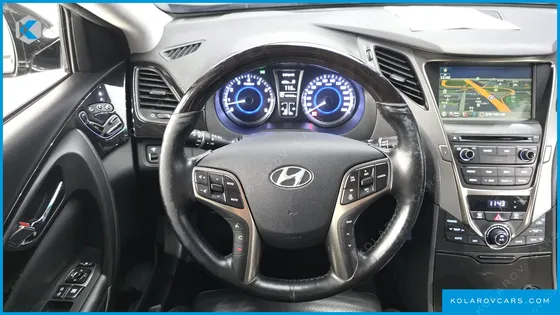 HYUNDAI GRANDEUR HG300 PREMIUM