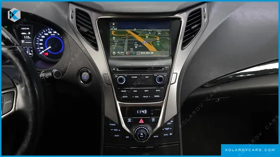HYUNDAI GRANDEUR HG300 PREMIUM