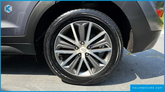 HYUNDAI TUCSON DIESEL 2.0 2WD