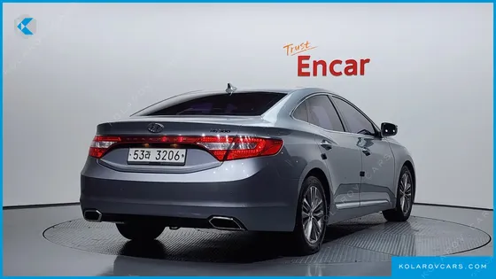 HYUNDAI GRANDEUR HG240 MODERN