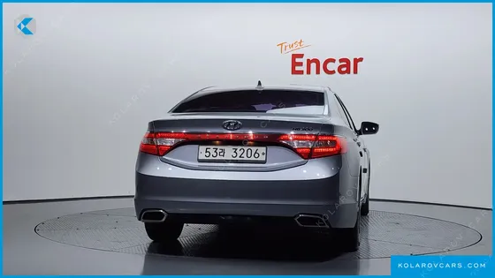 HYUNDAI GRANDEUR HG240 MODERN