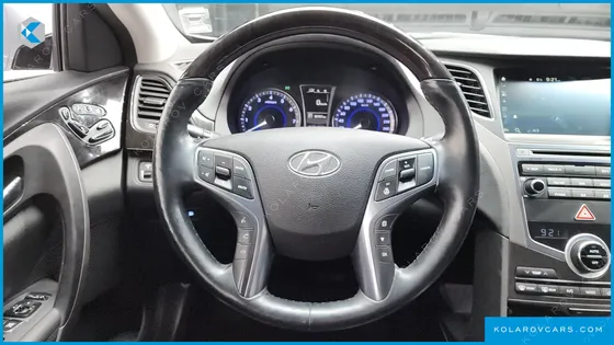 HYUNDAI GRANDEUR HG240 MODERN