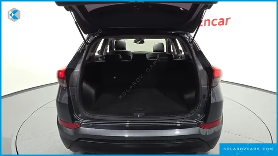 HYUNDAI TUCSON DIESEL 1.7 2WD