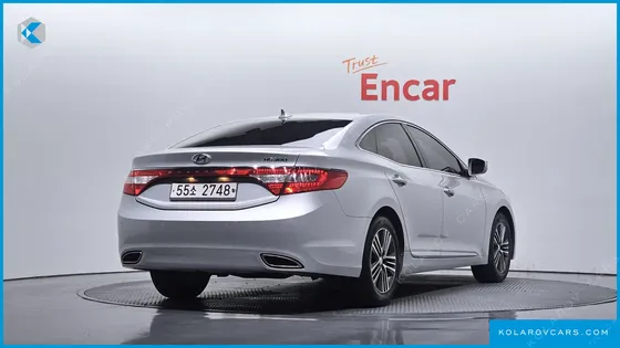 HYUNDAI GRANDEUR HG240 MODERN