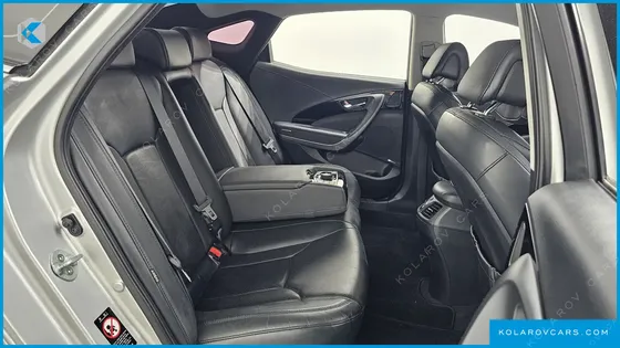 HYUNDAI GRANDEUR HG240 MODERN