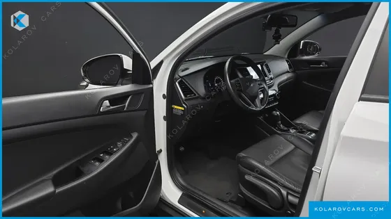 HYUNDAI TUCSON DIESEL 2.0 2WD