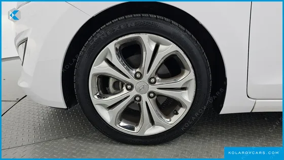 HYUNDAI I30 DIESEL 1.6 VGT PYL