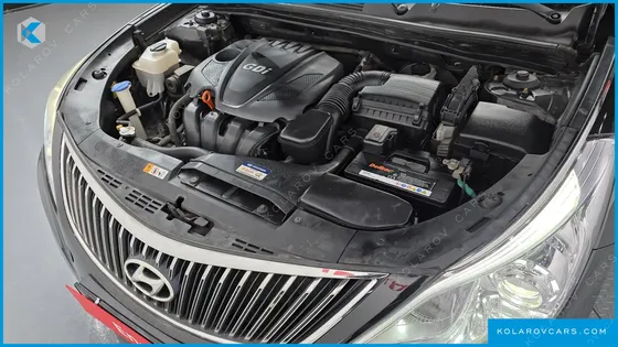 HYUNDAI GRANDEUR HG240 MODERN