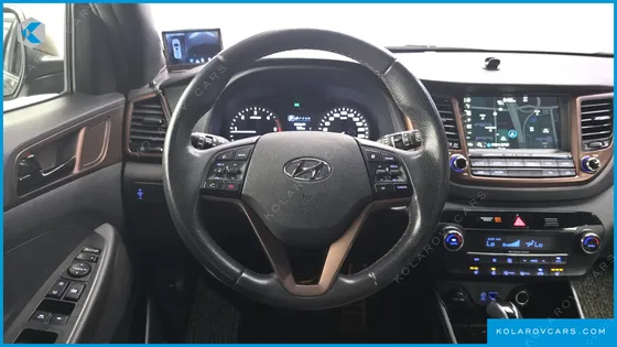 HYUNDAI TUCSON DIESEL 1.7 2WD