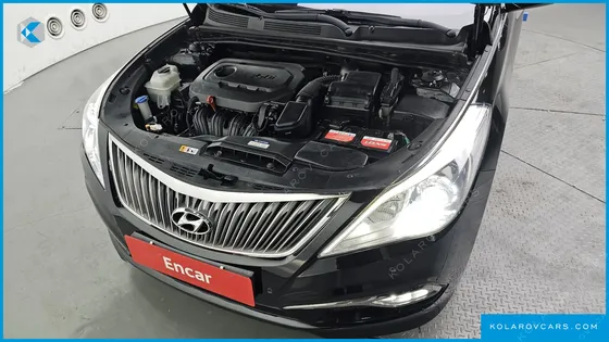 HYUNDAI GRANDEUR HG240 MODERN