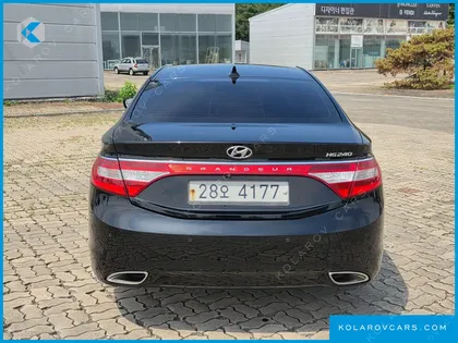 HYUNDAI GRANDEUR HG240 MODERN
