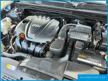 HYUNDAI GRANDEUR HG240 MODERN