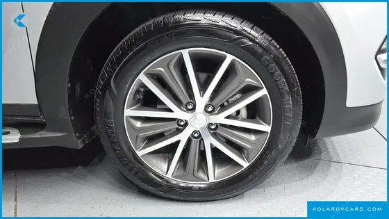 HYUNDAI TUCSON DIESEL 2.0 4WD