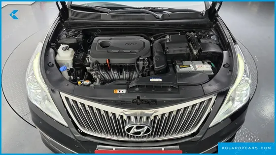 HYUNDAI GRANDEUR HG240 MODERN