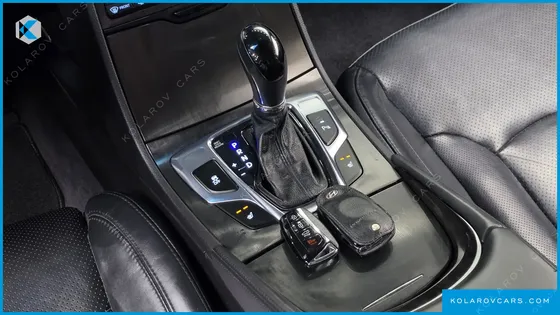 HYUNDAI GRANDEUR HG240 MODERN