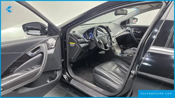 HYUNDAI GRANDEUR HG240 MODERN