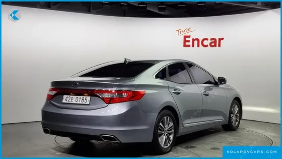 HYUNDAI GRANDEUR HG240 MODERN COLLECTION