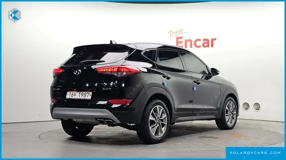 HYUNDAI TUCSON DIESEL 2.0 2WD