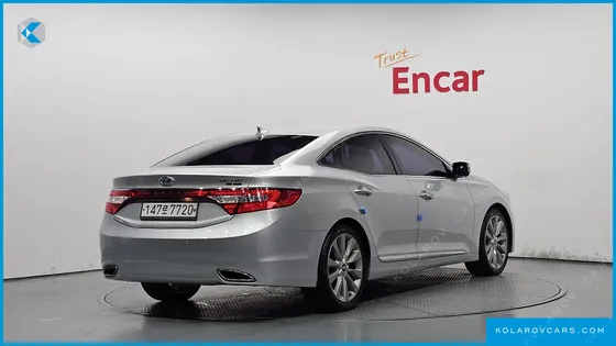 HYUNDAI GRANDEUR HG330 CELEBRITY