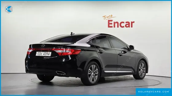 HYUNDAI GRANDEUR HG240 MODERN