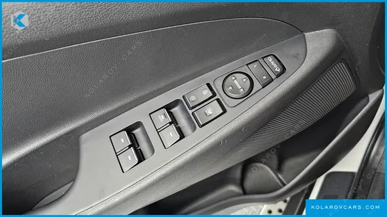 HYUNDAI TUCSON DIESEL 2.0 2WD