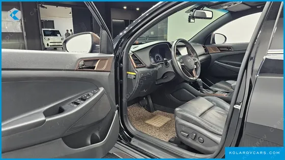 HYUNDAI TUCSON GASOLINE 1.6 TURBO 2WD