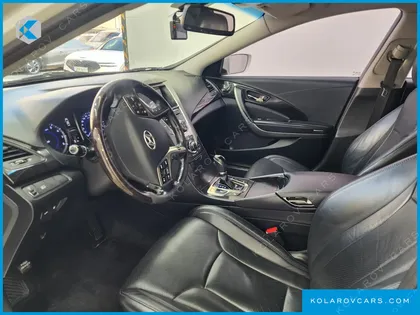 HYUNDAI GRANDEUR HG240 MODERN