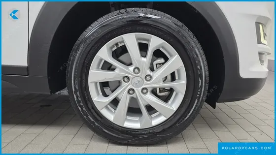 HYUNDAI TUCSON DIESEL 2.0 2WD
