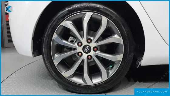 HYUNDAI I30 DIESEL 1.6 VGT PYL
