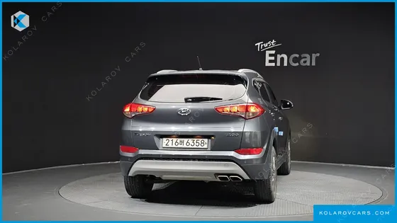 HYUNDAI TUCSON DIESEL 2.0 2WD