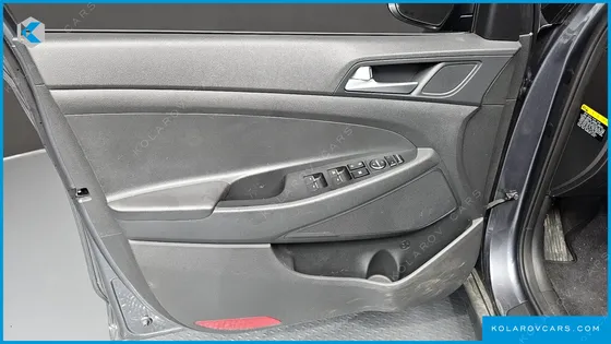 HYUNDAI TUCSON DIESEL 2.0 2WD