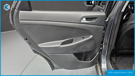 HYUNDAI TUCSON DIESEL 2.0 2WD
