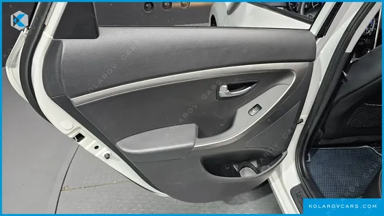 HYUNDAI I30 DIESEL 1.6 VGT EXTREME