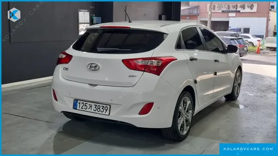 HYUNDAI I30 DIESEL 1.6 VGT UNIQUE