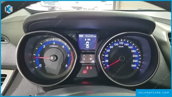 HYUNDAI I30 DIESEL 1.6 VGT UNIQUE