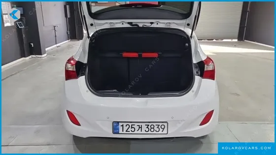 HYUNDAI I30 DIESEL 1.6 VGT UNIQUE