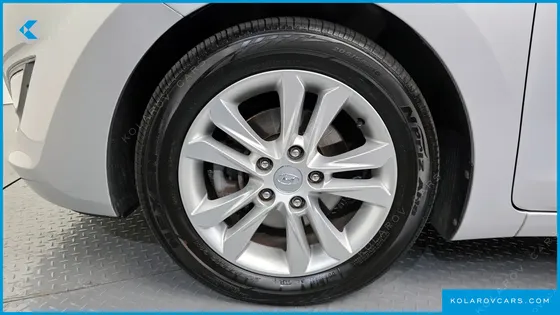 HYUNDAI I30 DIESEL 1.6 VGT PYL