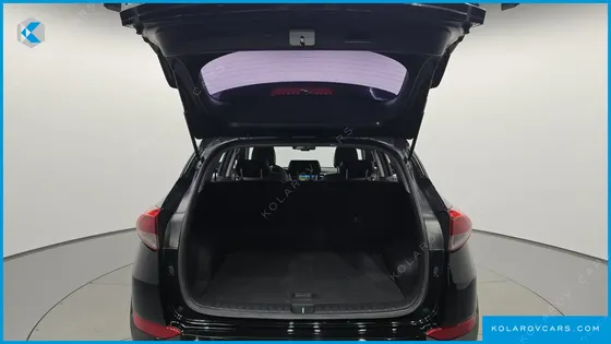 HYUNDAI TUCSON DIESEL 1.7 2WD