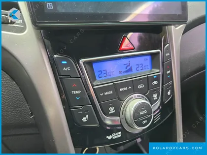 HYUNDAI I30 DIESEL 1.6 VGT EXTREME