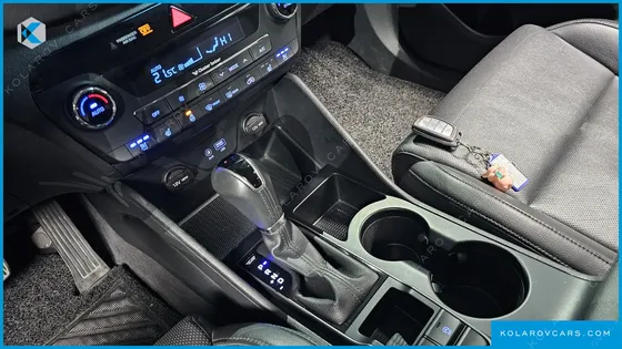 HYUNDAI TUCSON DIESEL 2.0 2WD