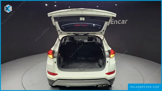 HYUNDAI TUCSON DIESEL 2.0 2WD